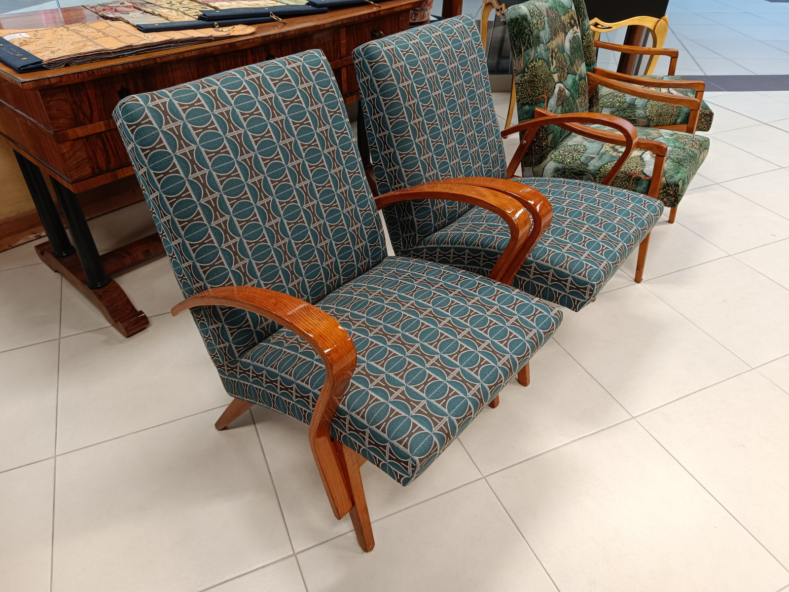 Dizajnové kreslá F. Jirák TOP STAV