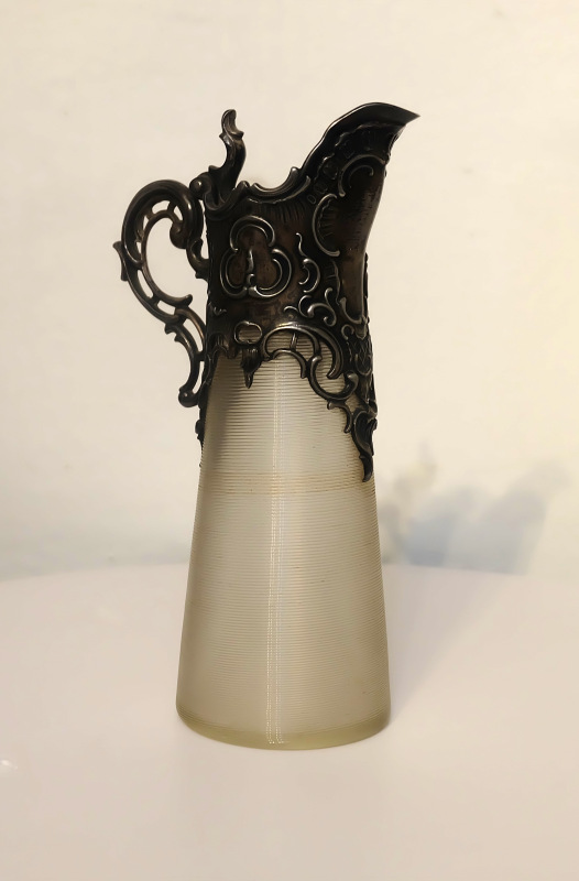 Secesný postriebrený džbán s vrchnákom