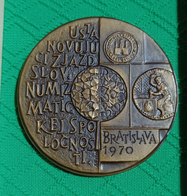 1970 - Bratislava , Ustavnovujúci zjazd SNS, A. Peter 1