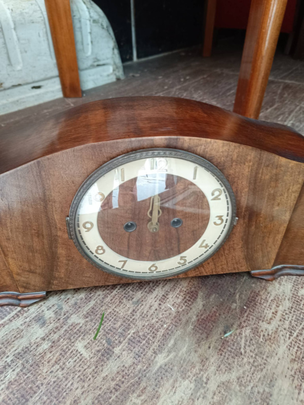 Krbové hodiny v art deco štýle 2