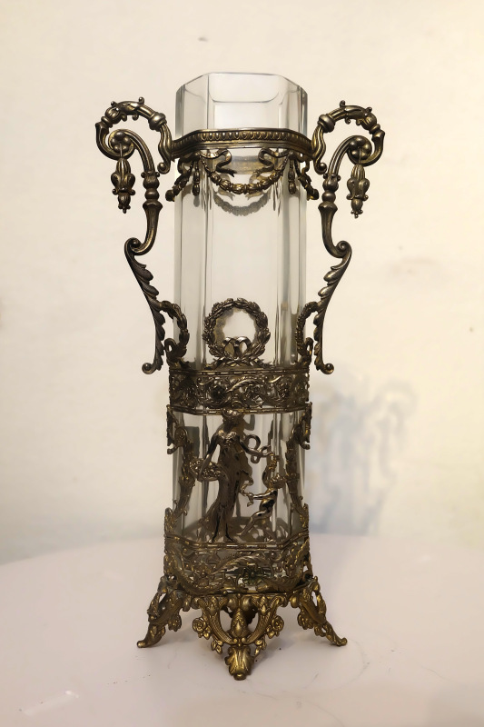 Empirová váza z brúseneho skla 1