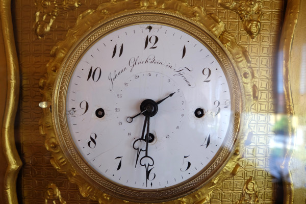 Biedermeier hodiny na stenu funkčné 1