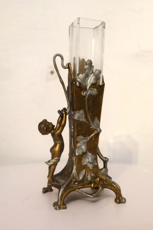 Bohato zdobená secesná váza 3