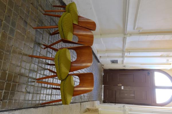 Dizajnové retro stoličky od OSWALDA HAERDTLA