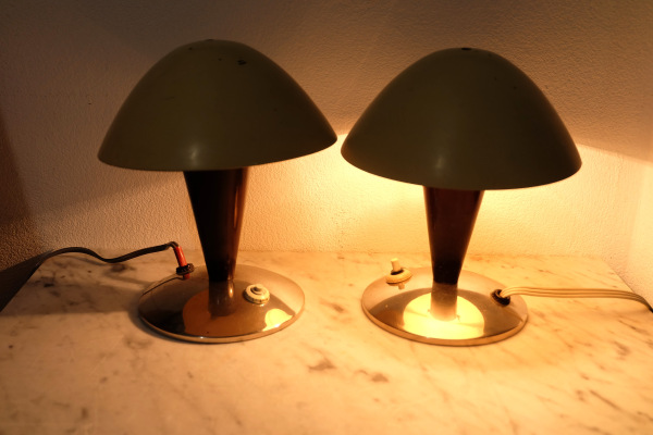 Starožitná lampička HŘÍBEK typ 11129 FUNKČNÍ Bakelit 1