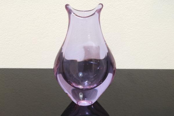 Retro váza z hutného skla. 60. roky