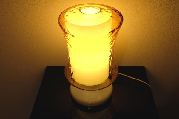 Zlatá sklenená stolová lampa Osvětlovací Sklo