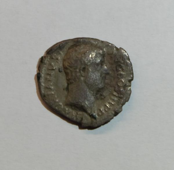 Strieborná Rímska minca Hadrián 1 denár 117 nášho letopočtu