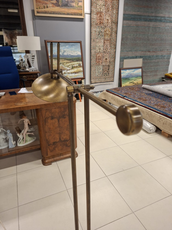 Masívna podlahová retro lampa do obývačky 3