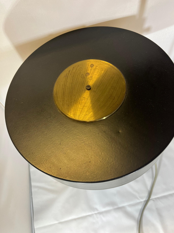 Retro kruhová stolová lampa ludip Bratislava 1