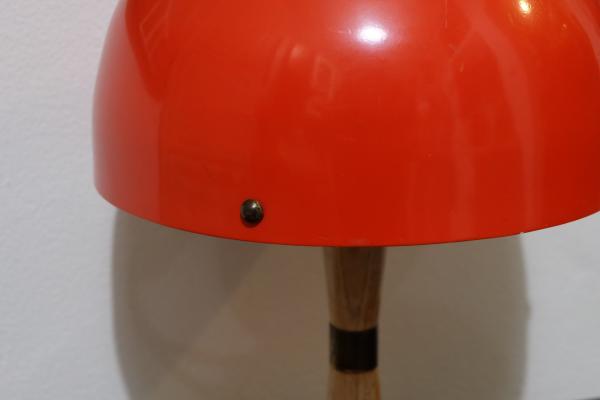 Dizajnová stolová retro lampa. Elektrosvit skúšobný prototyp