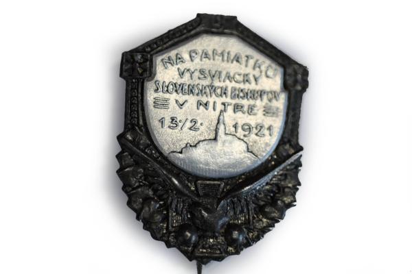 1921 Odznak Na pamiatku vysviacky Slovenských biskupov v Nitre