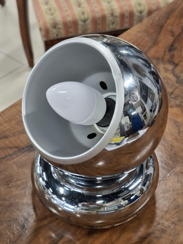 Dizajnová stolová retro lampa. Vico Magistretti pre Artemide 4