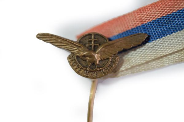 1939 - 1945 Vzácny odznak Slovenské krídla. Slovenský štát
