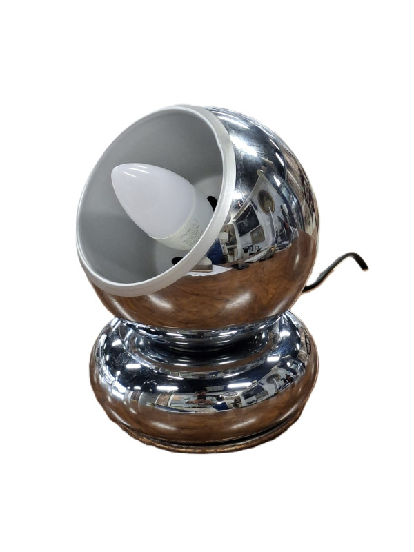 Dizajnová stolová retro lampa. Vico Magistretti pre Artemide