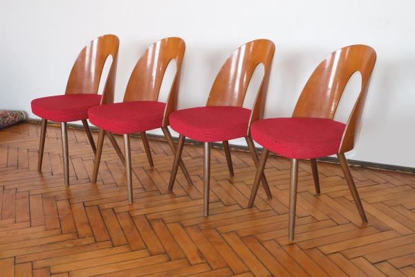 Dizajnové stoličky návrh Šuman Novo naskladnené