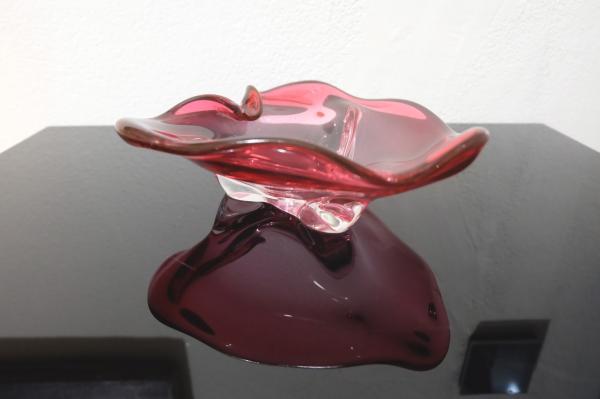 Retro popolník v tvare srdca z hutného skla. 60. roky