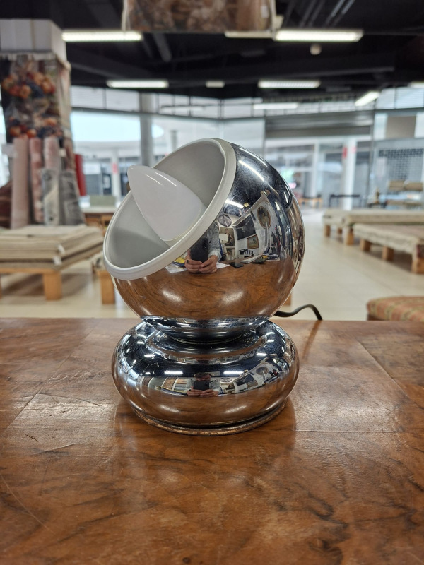 Dizajnová stolová retro lampa. Vico Magistretti pre Artemide 6