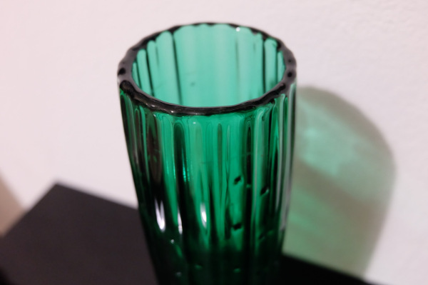 Váza lisované sklo autor Rudolf Jurnikl Libochovice 1961 3