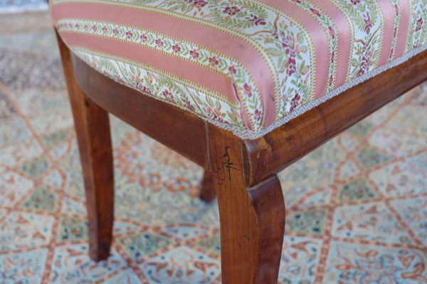 1820-1845 Biedermeier stoličky A B prečalúnené 9