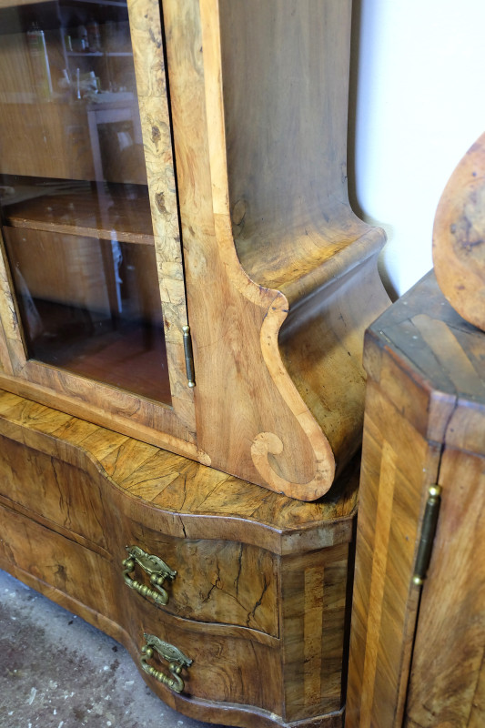 Biedermeier vitrína sklenník 3
