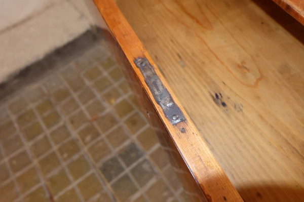 Biedermeier stôLík do pracovne alebo obývačky 9