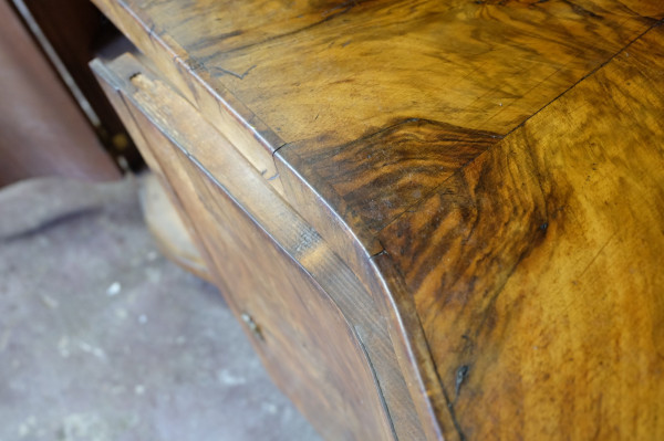 Biedermeier vitrína knihovnica 3