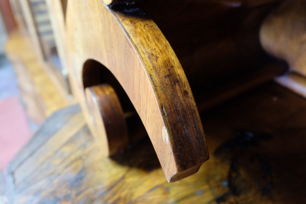 Biedermeier vitrína knihovnica 5