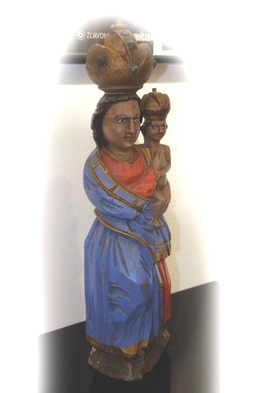 Drevená socha Madonny 18/19. storočie 5