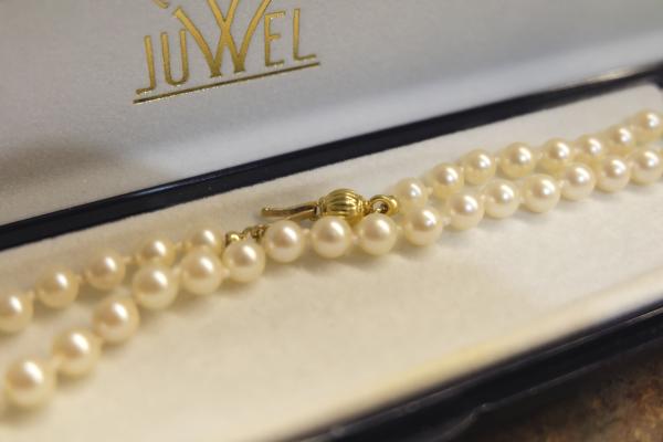 Perlový zlatý náhrdelník 18k