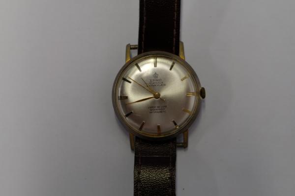 Pánske švajčiarske retro hodinky Emro 17 rubínov