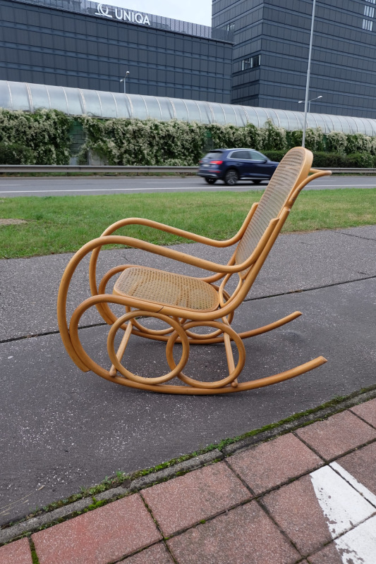 Ton hojdacie kreslo výborný stav 2