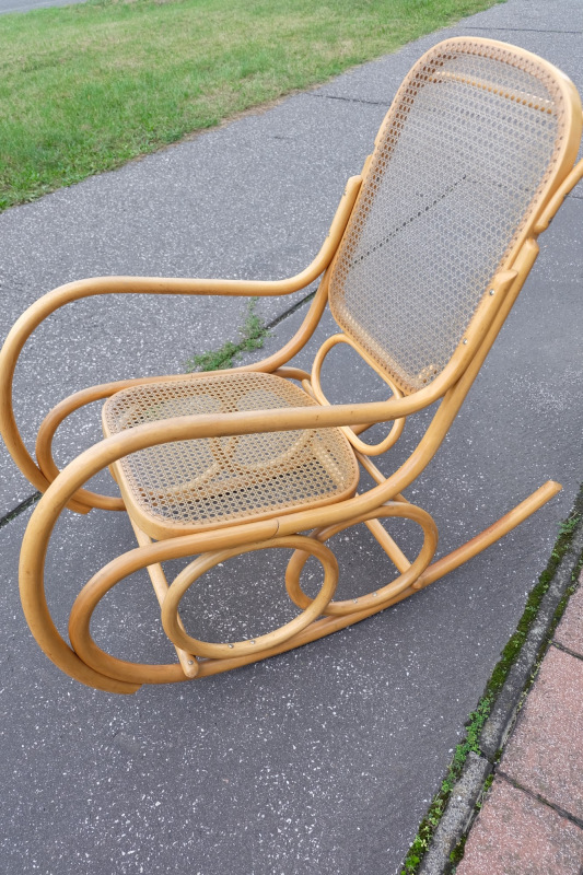 Ton hojdacie kreslo výborný stav 3